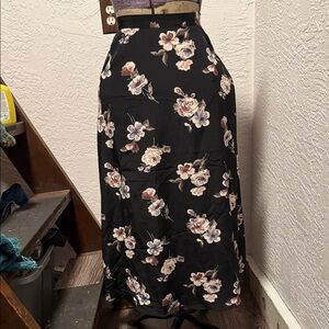 Source Unknown Black Floral Maxi Skirt